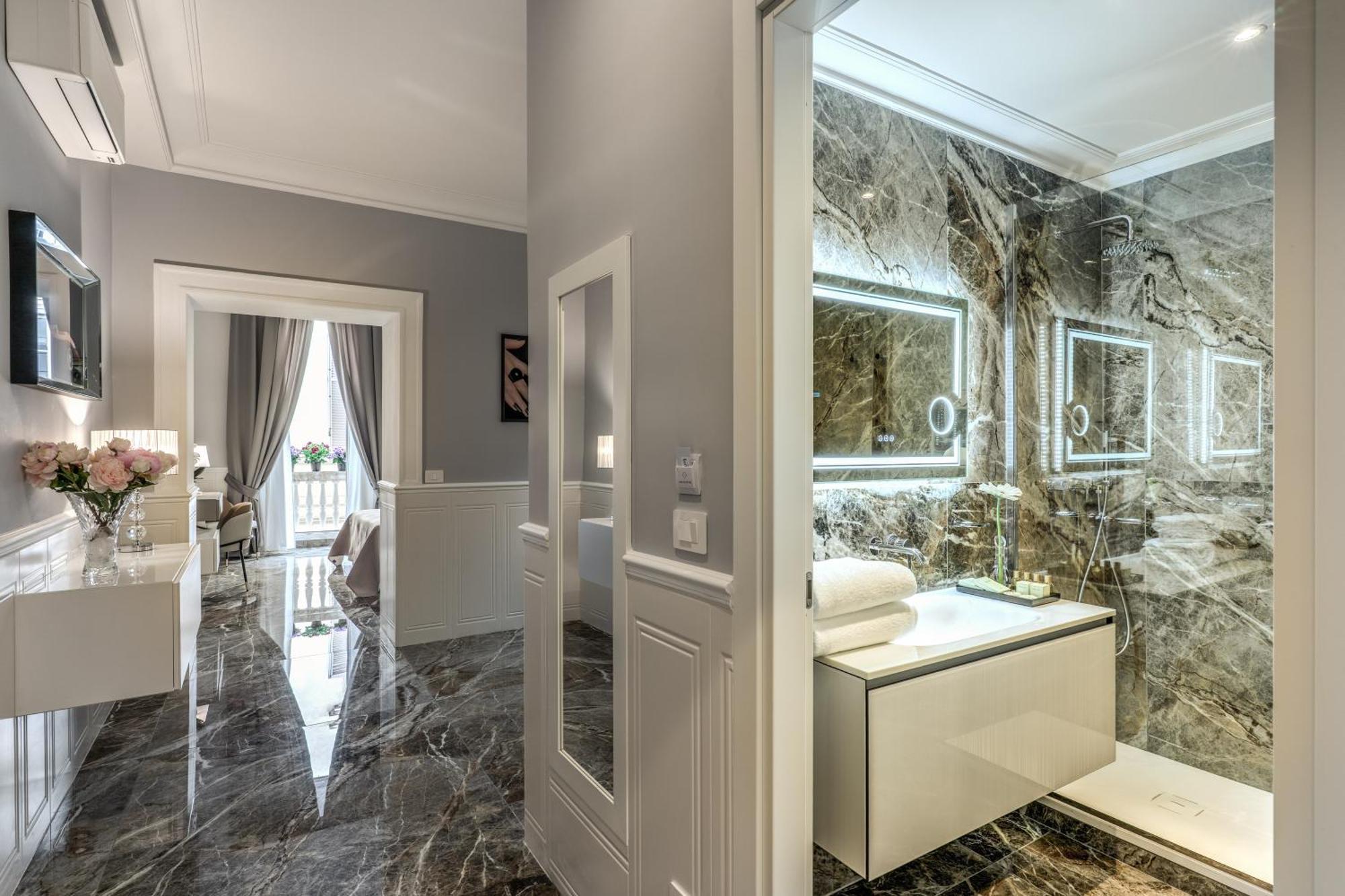 Maison d'hôtes Rome55 - Piazza Di Spagna 3*